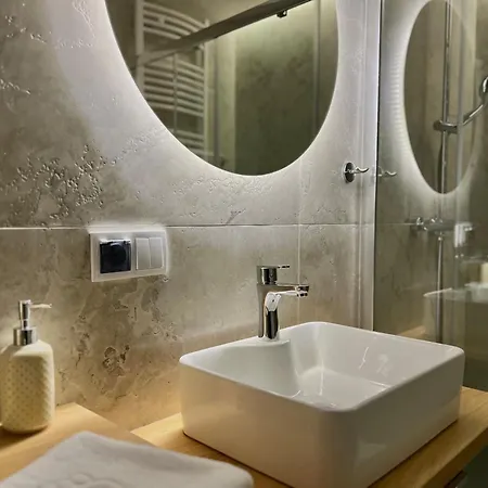 Palm Tree Perłowa Przystań Parking, 650m Do Plaży, świeżo Oddany Nowoczesny Apartament, Parkplatz Im Preis Inbegriffen, 650 Meter Zum Strand, Frisch Fertiggestellt, Geräumige Und Moderne Wohnung, Parking Included, 650 Meters To The Beach! Apartament *